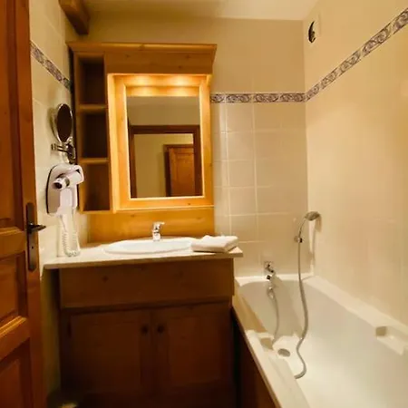 Apartment Oz En Oisan 6-8 Pers Des Neiges Piscine -sauna